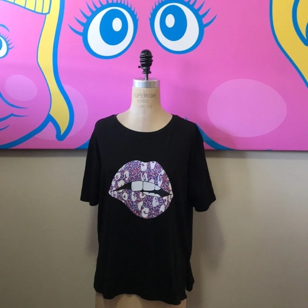 Betsey Johnson Black Lips Mouth Black t-Shirt